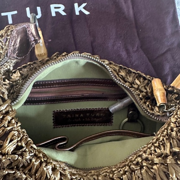 Trina Turk Metallic Gold Woven Straw Hobo Slouchy Shoulder Bag Bamboo Handle NWT - Picture 3 of 6